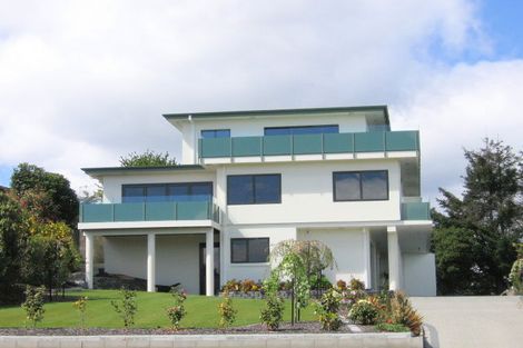 Photo of property in 41 Harvey Street, Waipahihi, Taupo, 3330