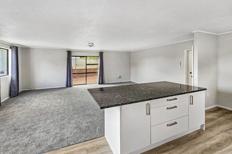 Photo of property in 154 Sievers Grove, Cannons Creek, Porirua, 5024