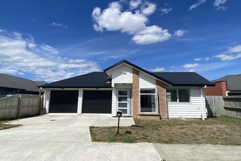 Photo of property in 13 Matata Drive, Takanini, 2112