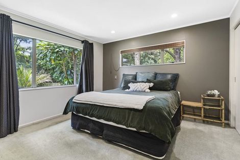 Photo of property in 23a Waiora Road, Stanmore Bay, Whangaparaoa, 0932