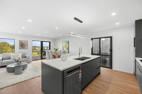 Photo of property in 12 Nanjing Road, Pukekohe, 2120