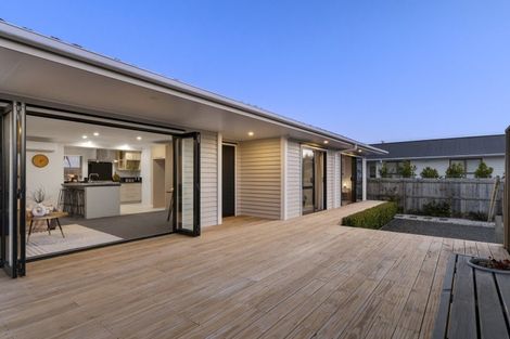 Photo of property in 62a Links Avenue, Mount Maunganui, 3116