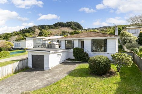 Photo of property in 365 Main Road, Tawa, Wellington, 5028