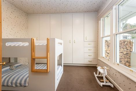 Photo of property in 4 Ripon Street, Lyttelton, 8082