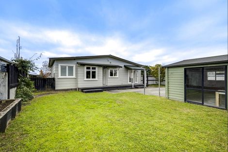 Photo of property in 1213 Caroline Road, Mayfair, Hastings, 4122