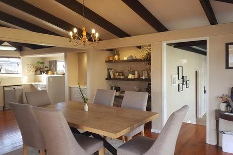 Photo of property in 19 Highfield Place, Avonhead, Christchurch, 8042