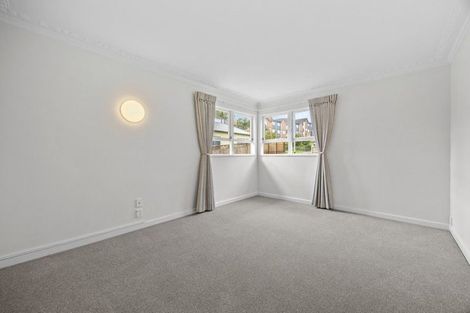 Photo of property in 7 Lewis Road, Pakuranga, Auckland, 2010