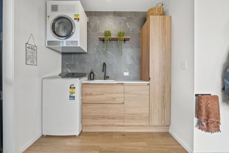 Photo of property in 11 Midsummer Avenue, Stratford, 4332