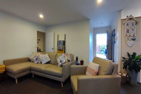 Photo of property in 3 Lantern Court, Henderson, Auckland, 0612