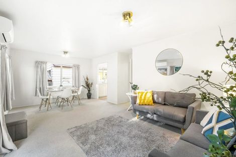 Photo of property in 4/83 Manuka Road, Bayview, Auckland, 0629