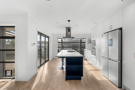 Photo of property in 13 Ontario Place, Wainoni, Christchurch, 8061