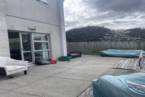 Photo of property in 27a Newnham Terrace, Upper Riccarton, Christchurch, 8041