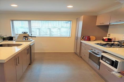 Photo of property in 39 Speldhurst Grove, Stokes Valley, Lower Hutt, 5019