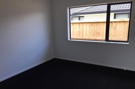 Photo of property in 25 Waikai Close, Ruakura, Hamilton, 3214