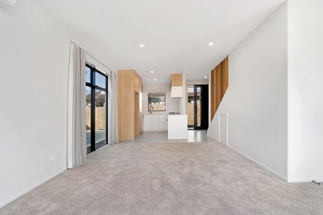 Photo of property in 60b Sandwich Road, St Andrews, Hamilton, 3200