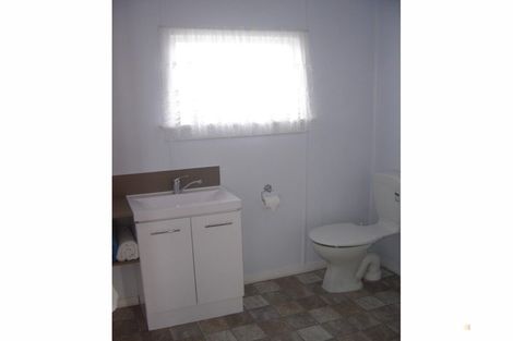 Photo of property in 10 Parsonage Road, Waimate, 7924