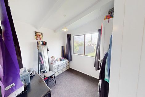 Photo of property in 23 Colonial Place, Kelvin Grove, Palmerston North, 4414