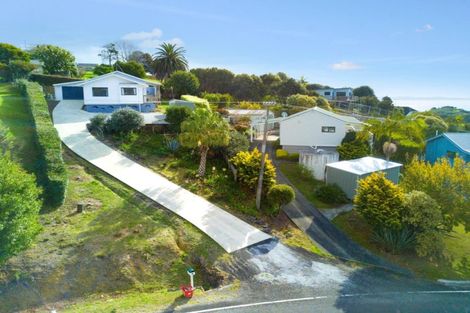 Photo of property in 37 Cable Bay Block Road, Cable Bay, 0420