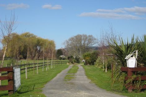 Photo of property in 4 Hydro Road, Edgecumbe, 3120