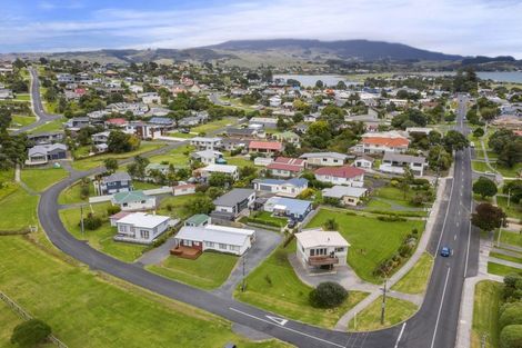 Photo of property in 39b Wallis Street, Raglan, 3225