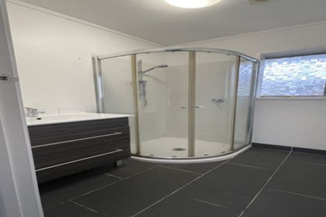 Photo of property in 1/16 Nigel Road, Browns Bay, Auckland, 0630