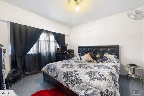 Photo of property in 2/1 Selwyn Road, Manurewa, Auckland, 2102