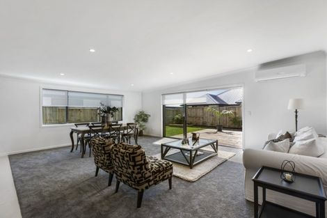 Photo of property in 105 The Boulevard, Papamoa Beach, Papamoa, 3118