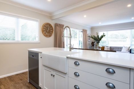 Photo of property in 2 Lovat Street, Havelock North, 4130