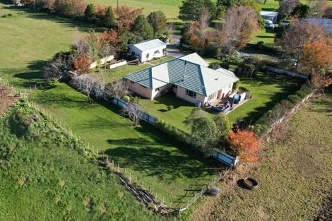 Photo of property in 9 Garth Road, Levin, 5571