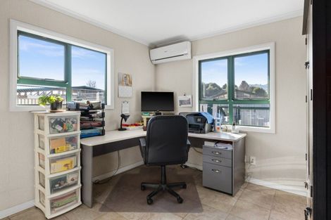 Photo of property in 5 Ellis Wallace Road, Eskdale, Napier, 4182