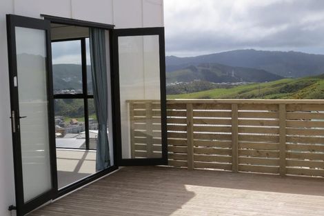 Photo of property in 67 Cedarwood Street, Woodridge, Wellington, 6037