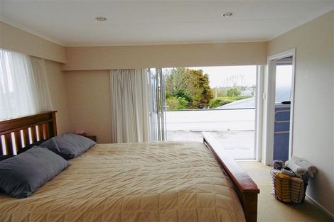 Photo of property in 28 Budleigh Street, Frankleigh Park, New Plymouth, 4310