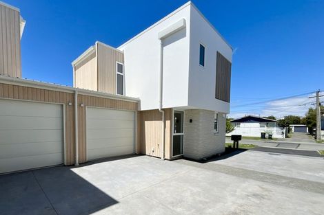 Photo of property in 8/9 Gresford Street, Edgeware, Christchurch, 8013