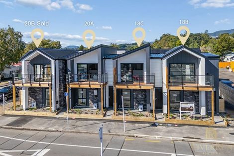 Photo of property in 18c King Street, Upper Hutt Central, Upper Hutt, 5018