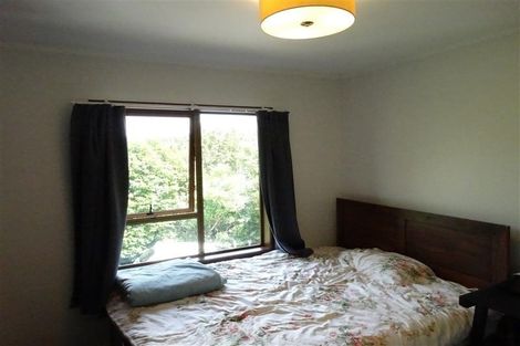 Photo of property in 23 Heaton Grove, Chatswood, Auckland, 0626