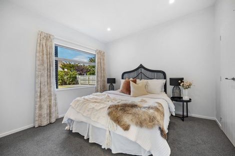 Photo of property in 16 Orbell Drive, Lake Hayes, Queenstown, 9304