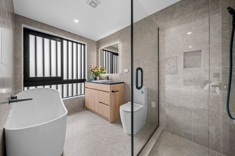 Photo of property in 5b Lomond Street, Takapuna, Auckland, 0622