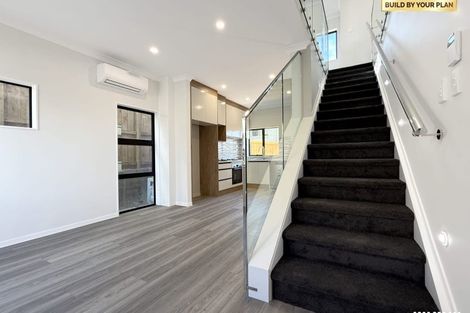 Photo of property in 260 Don Buck Road, Massey, Auckland, 0614