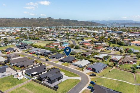 Photo of property in 19 Palm Drive, Whitianga, 3510