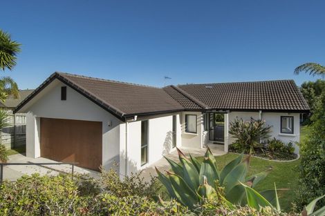 Photo of property in 54 Village Park Drive, Welcome Bay, Tauranga, 3112