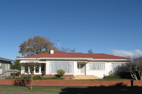 Photo of property in 14 Logan Avenue, Marewa, Napier, 4110