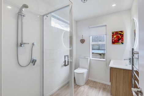 Photo of property in 7 Kahu Road, Otaihanga, Paraparaumu, 5036