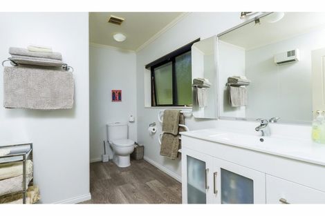 Photo of property in 5 Paradise Way, Pohara, Takaka, 7183