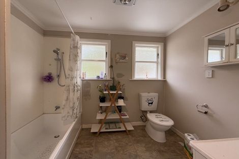 Photo of property in 54 Black Beech Street, Birchville, Upper Hutt, 5018