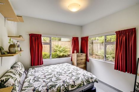 Photo of property in 135 Milton Road, Bluff Hill, Napier, 4110