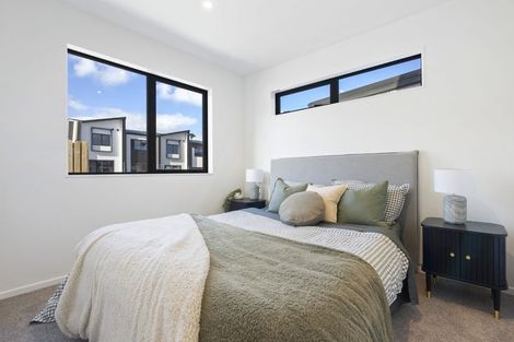 Photo of property in 1/6 Ngaroma House Drive, Hobsonville, Auckland, 0616