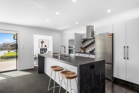 Photo of property in 4 Flounder Drive, Omokoroa, 3114