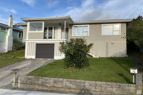Photo of property in 86 Bell Street, Tawa, Wellington, 5028