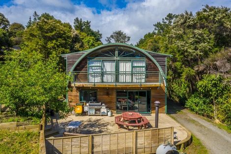 Photo of property in 50 Scott Road, Stanmore Bay, Whangaparaoa, 0932