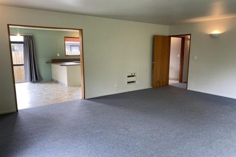 Photo of property in 1/4 Puna Street, Riccarton, Christchurch, 8041